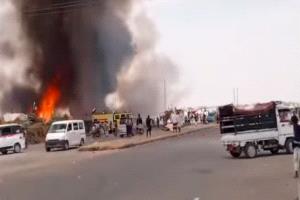 مأرب.. الدفاع المدني يخمد حريقاً في سوق شعبي للمواشي