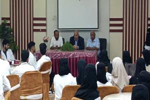 البيشي وحيدرة يدشنان التدريب السريري لطلاب كلية الطب بجامعة العلوم والتكنولوجيا في مستشفى الصداقة