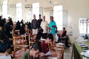 مسجل عام جامعة لحج يتفقد سير الامتحانات النهائية بكلية ردفان الجامعية ويشيد بالجهود