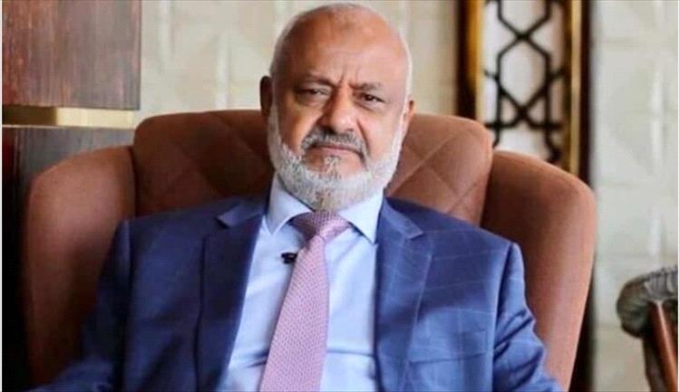 مطالبات بتفويض المحافظ الحسن طاهر لإدارة الملف العسكري والأمني في الحديدة حتى استكمال التحرير