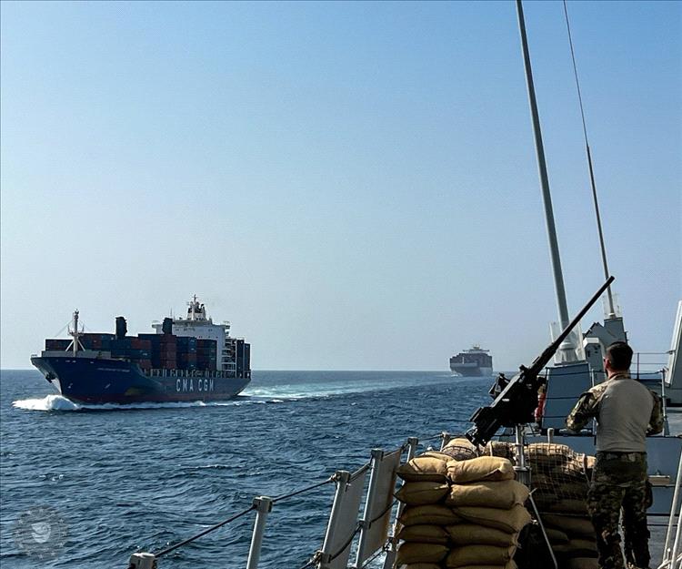 الشرق الأوسط: تشديد حماية الملاحة في البحر الأحمر وخليج عدن وسط تصاعد التوترات الإقليمية