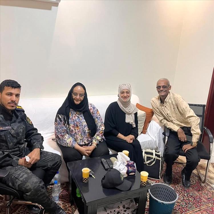 مدير إدارة التعاون الدولي يقوم بزيارة إلى منظمة مبادرة السلام بالعاصمة المؤقتة عدن