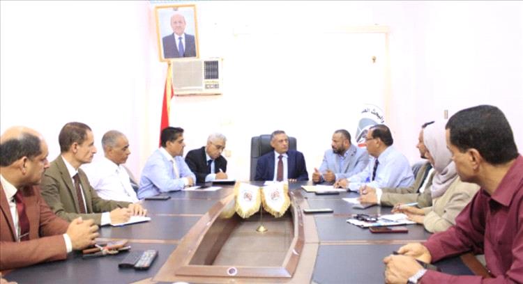 لقاء بعدن يناقش تفعيل قرار إنشاء جامعة الضالع وتعزيز التعليم الأكاديمي