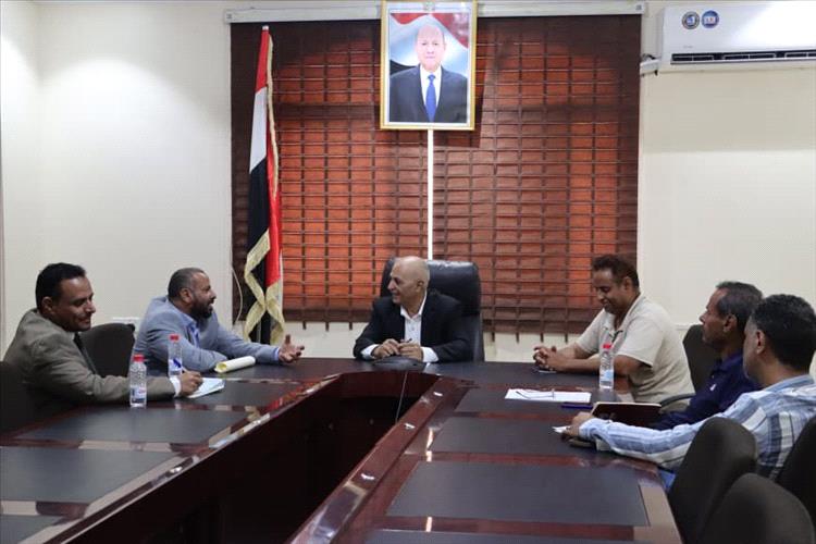 وزير المياه والبيئة يناقش مع محافظ الضالع الوضع المائي والبيئي بالمحافظة