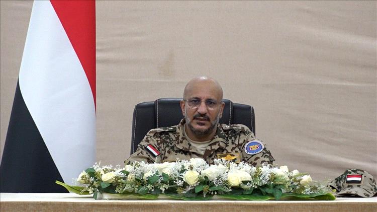 كاتب صحفي: طارق صالح يعيد تعريف معركة اليمن في خطابه الأخير ويؤكد على "معركة الخلاص"