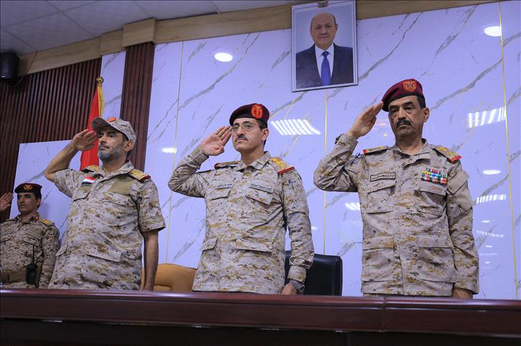 اللواء الحارثي : زيارات وزير الدفاع تعزز جاهزية القوات المسلحة وترسخ الأمن والاستقرار