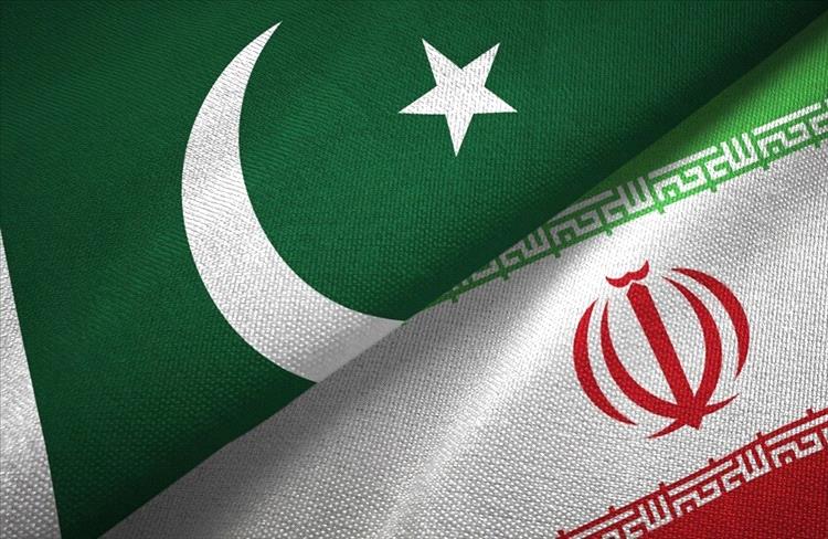 باكستان تطلب من ترامب تمديد مهلة إيران أسبوعين ومن طهران فتح مضيق هرمز لـ14 يوما