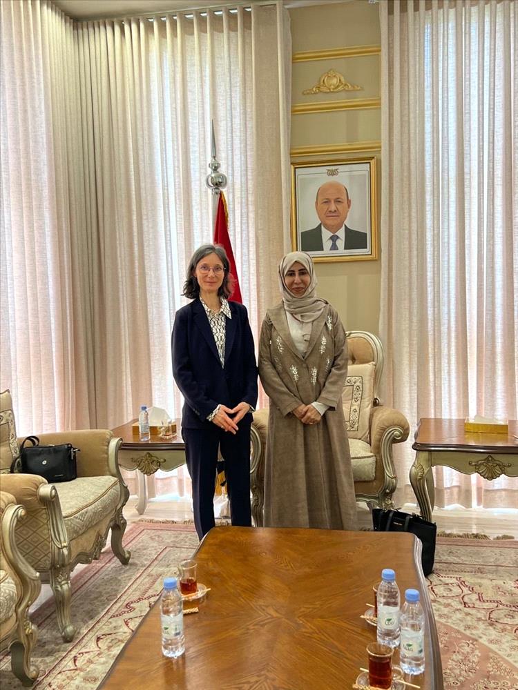 السفيرة الفرنسية لدى بلادنا: لقاء مثمر مع وزيرة التخطيط واستئناف مشاورات صندوق النقد بعد 11 عاماً