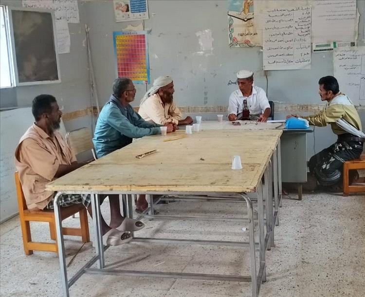 مدير عام الوضيع يلتقي ادارتي مكتب التربية ومدرسة باروت