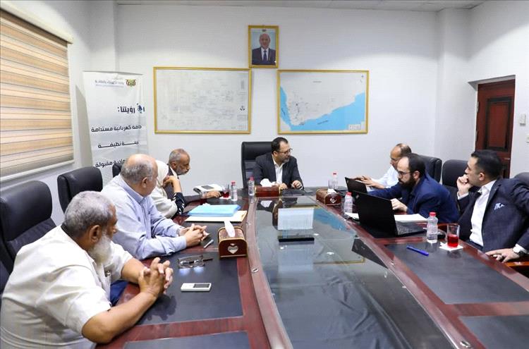 وزير الكهرباء والطاقة يعقد اجتماعا مع شركة مدكور المصرية  لمتابعة إعادة تأهيل الشبكة