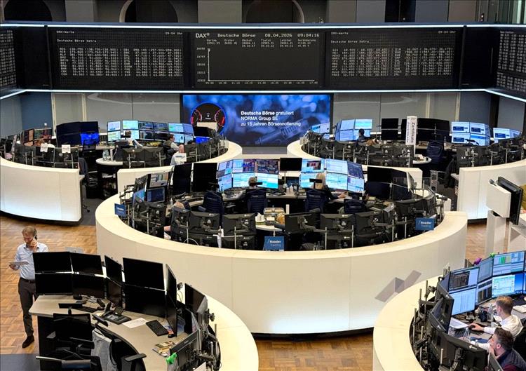 أسهم أوروبا تقفز 3 % بعد إعلان وقف إطلاق النار في الشرق الأوسط