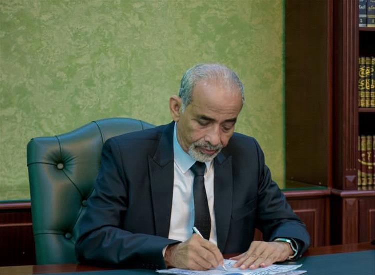 عضو مجلس القيادة محمود الصبيحي يعزي بوفاة العميد أحمد حيدرة مشدل