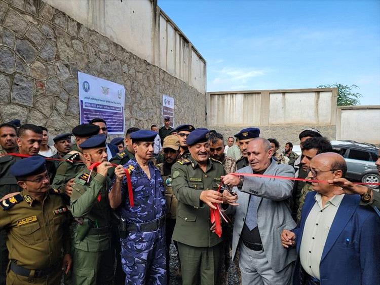 تدشين العمل بفرعي الأحوال المدنية في مديريتي صالة والوازعية بمحافظة تعز