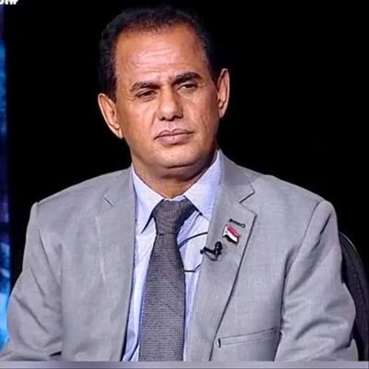 منصور صالح يقدم حلولًا جذرية لأزمة الكهرباء في عدن 