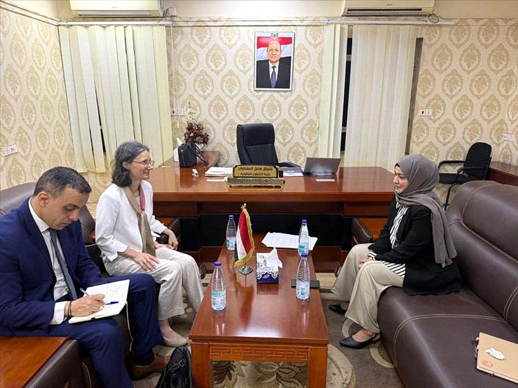 وزيرة الشؤون القانونية تبحث مع السفيرة الفرنسية تعزيز التعاون المشترك والبناء المؤسسي