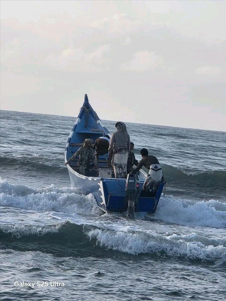 تطور ميداني في حادثة صيادي شبوة.. تحديد موقع محتمل وتحرك واسع للقوارب بحثًا عن المفقودين