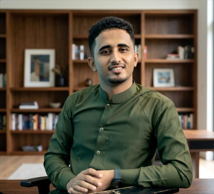 ماهر البرشاء: موظفو الدولة يموتون جوعًا ووعود صرف المرتبات لم تُنفذ