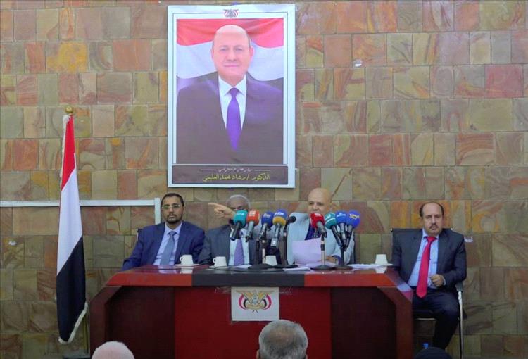 لقاء حكومي موسّع في تعز يناقش تداعيات السيول ويؤكد إعداد برنامج شامل للتعافي