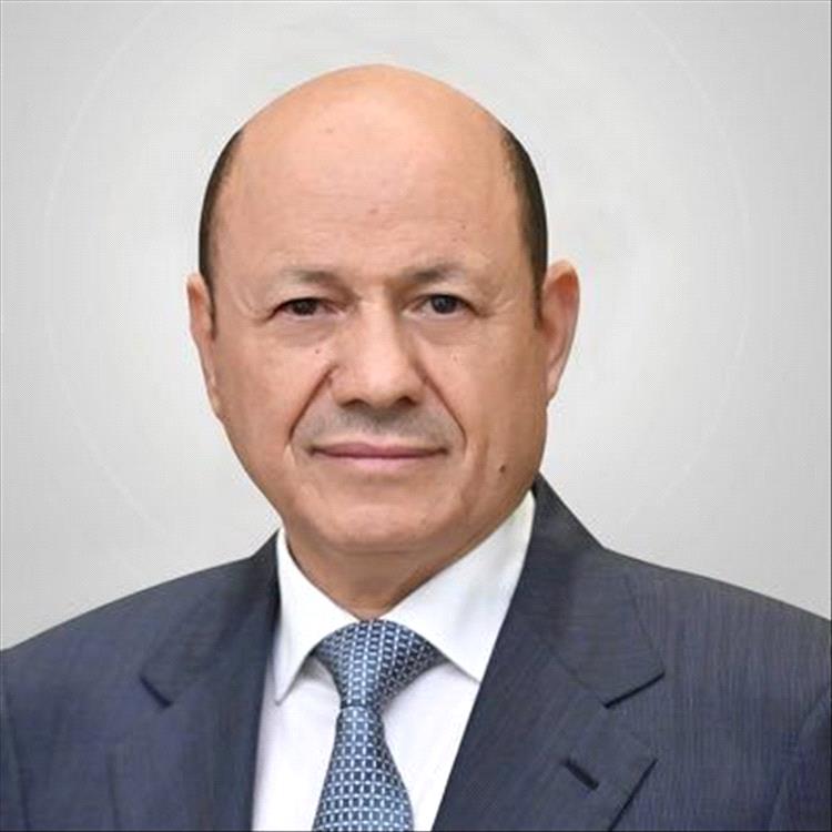 رئيس مجلس القيادة يعزي بوفاة عضو مجلس الشوري الحكم صالح النهدي