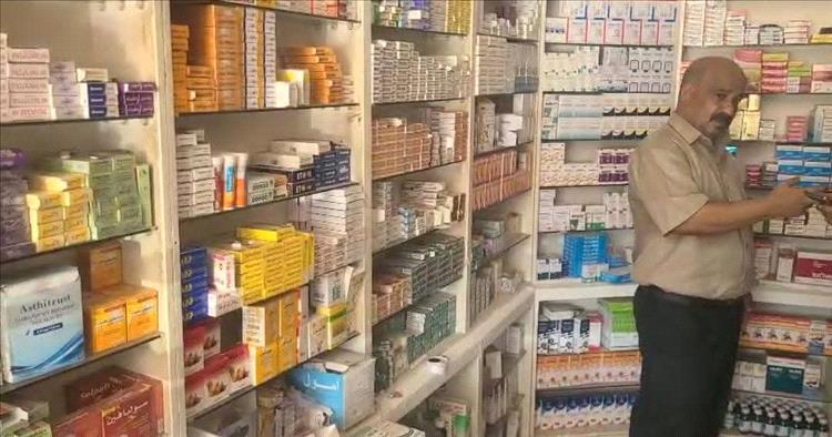 مكتب صحة عدن ينفذ نزولًا ميدانيًا لفرق الرقابة والتفتيش على الصيدليات في الشيخ عثمان