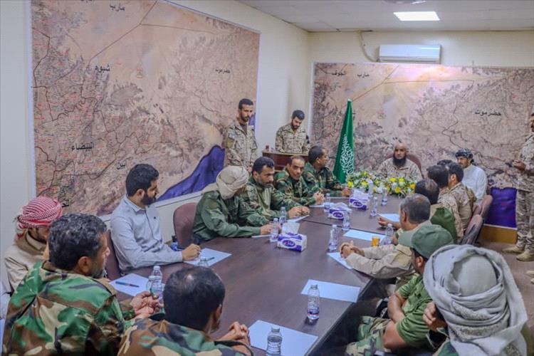 قيادة التحالف تعزز قدرات "قوات دفاع شبوة" وتؤكد ارتباط الأمن بالتنمية