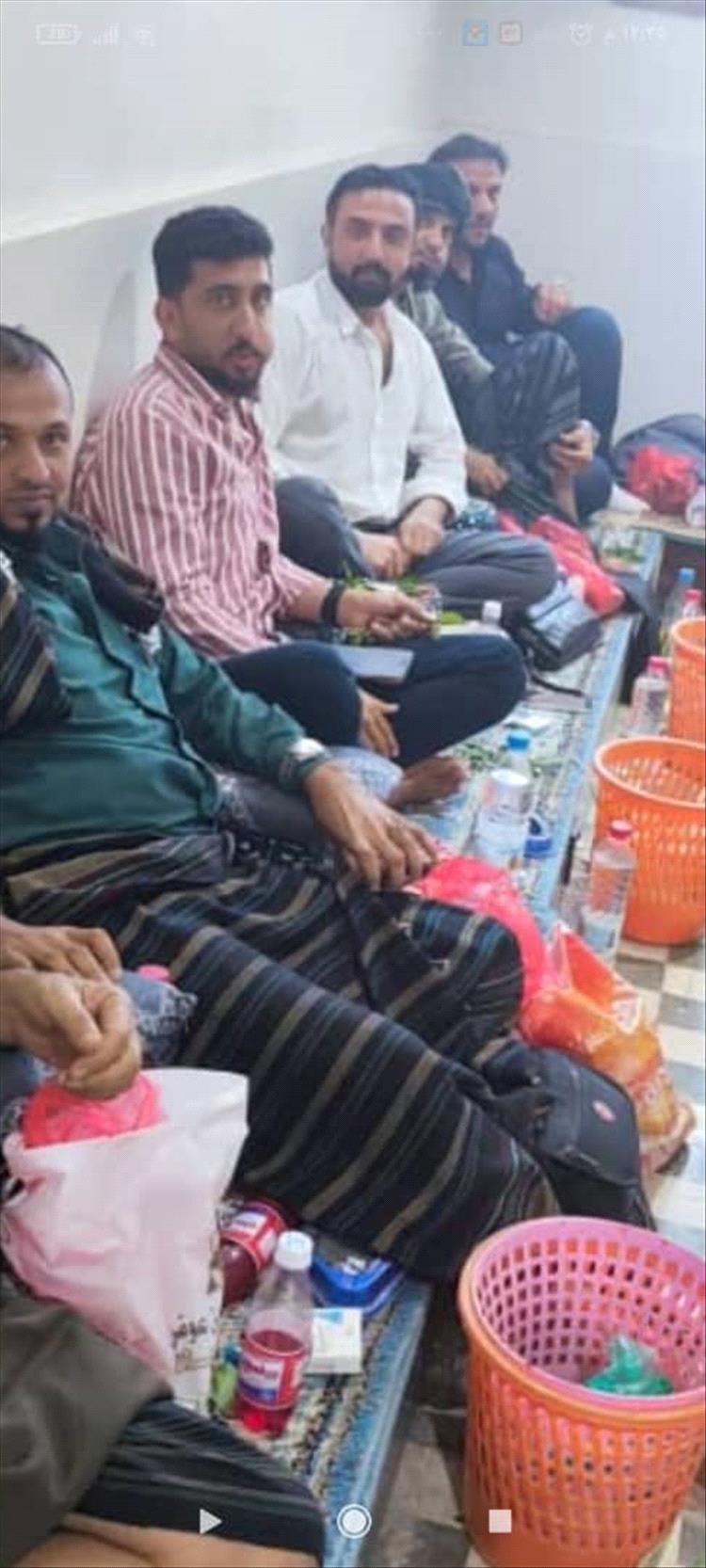 جمعية يافع الخيرية تكرم الهامة المجتمعية الداعمة الشيخ سليم الرهوي نظير ما قدمه ويقدمه من دعم بشتى المجالات