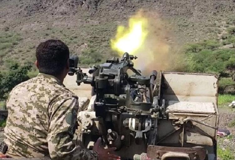 الجيش يُحبط محاولة تسلل حوثية في جبهة "العنين" غربي تعز 