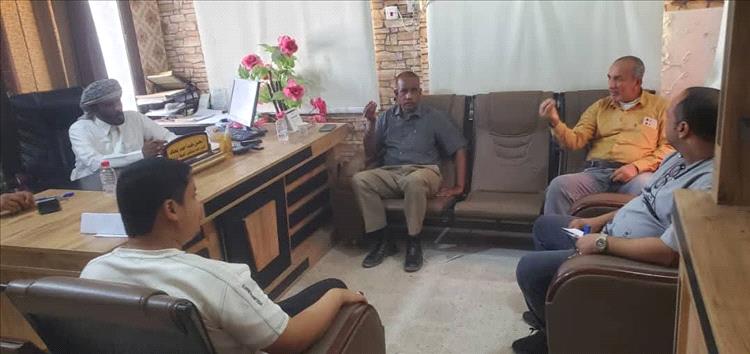 اجتماع صحي يناقش آليات التعامل مع الحصبة وتعزيز جاهزية قسم العزل بالغيضة