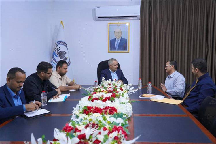 وزير الشؤون الاجتماعية يناقش مع مؤسسة بازرعة تطوير العمل الإنساني والخيري