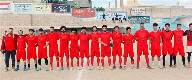 نيران الشعلة تحرق آمال التلال"وتظفر بنقاط دوري الفقيد القشم بالضالع