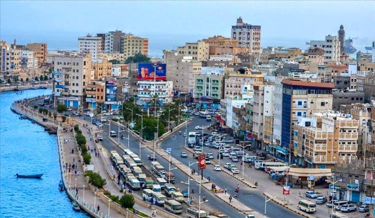 حضرموت.. إحباط 3 محاولات تهريب وضبط 40 جهاز اتصالات و42 "ستارلينك" وأكثر من 31 ألف قرص دوائي