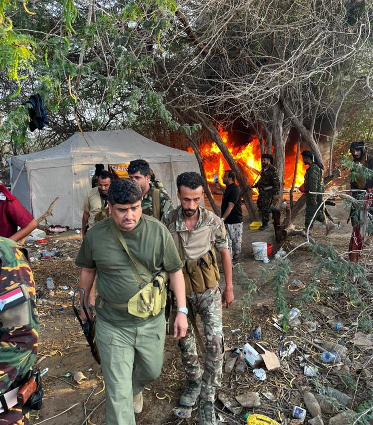 إعلامي يشيد بجهود أمن أبين في مكافحة التهريب ويدعو لتكاتف مجتمعي لدعمها