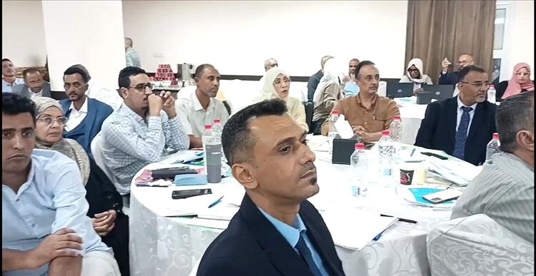 الشعبي وعّشيش يشاركان في ورشة عمل الخطة الاستراتيجية المؤقتة لبرنامج الأغذية العالمي في عدن (2027__2029)