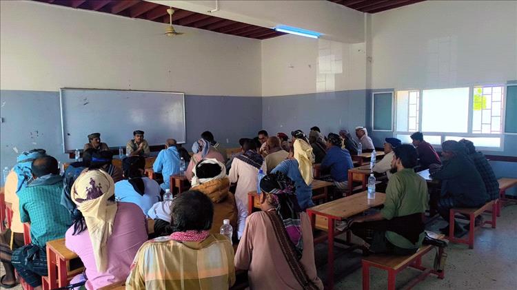 قبائل أحور ترفع الغطاء الاجتماعي عن مهربي البشر وتعلن مساندتها المطلقة لأمن أبين 