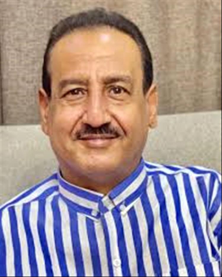 صحافي: لم يعد في العاصمة عدن مسؤولٌ غير الصبيحي، وهذا الوزير.. فدعوة للاصطفاف حوله