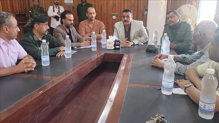 "الداؤودي" يحث مدراء المكاتب على مضاعفة الجهود لتحسين مستوى الخدمات المقدمة لمواطني البريقة