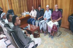 مدير عام مديرية القطن يلتقي مدير عام المؤسسة العامة للكهرباء بالوادي و الصحراء