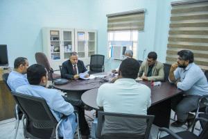 رئيس جامعة عدن يناقش سبل تطوير المنظومة الإلكترونية للجامعة
