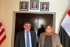 السفير الأمريكي يهنئ السفيرة جميلة رجاء ويشيد بدورها في تعزيز العلاقات بين البلدين