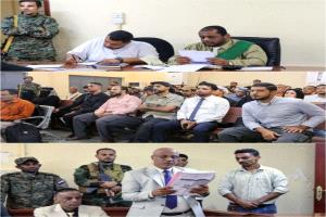 محكمة صيرة تعقد أولى جلسات محاكمة متهم بقتل مواطن وتحدد الأربعاء للمرافعة الختامية