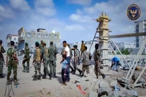 وحدة حماية الأراضي تنفذ حملة واسعة لإيقاف البناء العشوائي بعدن عقب تكليف قيادة جديدة لها