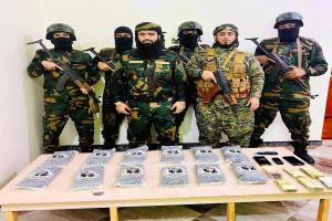 إدارة مكافحة المخدرات في عدن تطيح بثلاثة متهمين بحوزتهم 12 كيلو حشيش مخدر