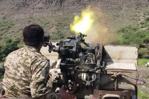 الجيش يُحبط محاولة تسلل حوثية في جبهة "العنين" غربي تعز