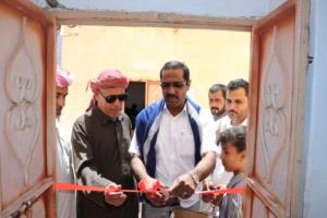 تدشين منظومة الطاقة الشمسية في مجمع رخية التعليمي للبنات بتمويل فاعل خير