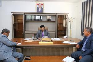 وزير التعليم الفني يناقش أوضاع المعاهد الفنية والمهنية في أبين