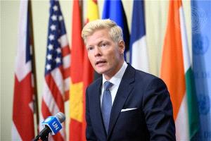 تحركات دبلوماسية مكثفة.. المبعوث الأممي يختتم زيارة الرياض ويبحث مسار السلام في اليمن