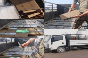 قوات الأمن الوطني بعدن تضبط شاحنة محمّلة بكميات كبيرة من الذخائر المهربة