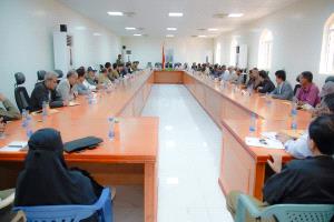 محافظ شبوة يعلن الموافقة على انشاء اول مصفاة لتكرير النفط في المحافظة