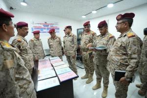 باتيس والمرزوقي يتفقدان سير العمل في هيئة القوى البشرية