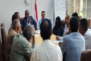 وكيل محافظة تعز يناقش تعزيز الجاهزية للكوارث ويؤكد تسريع الاستجابة الطارئة
